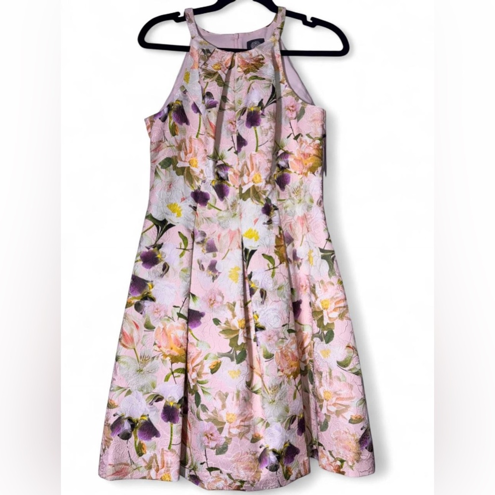 Vince Camuto size 6 for and flare Dress NWT
